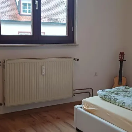 Lovely 2-bedroom Vacation With Nearby Parking *