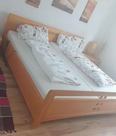 Lovely 2-bedroom Vacation With Nearby Parking 公寓 瓦尔迪尔恩